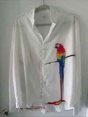 White Men's Button-Down Shirt with Colorful Parrot Print
